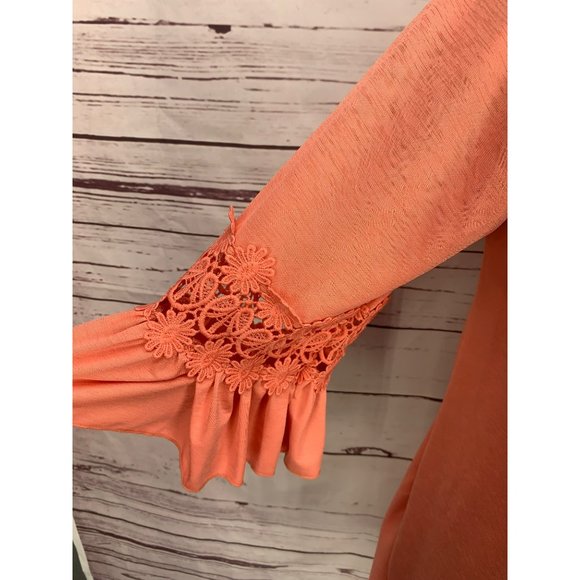 Win Win Coral‎ Bell Sleeve Size S/M Tunic - Picture 8 of 8